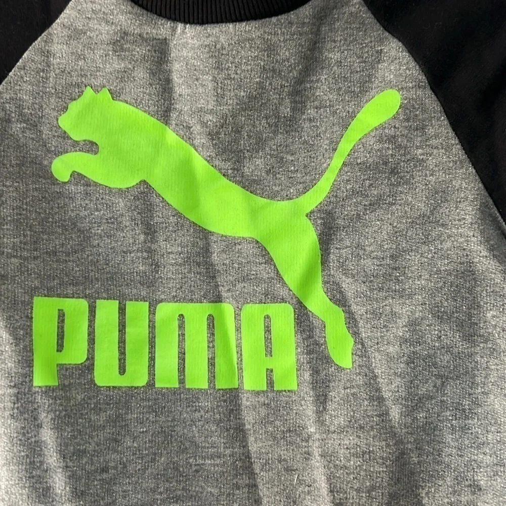 Boys toddler Puma fleece long sleeve‎ one piece with snap crotch size 18 months
